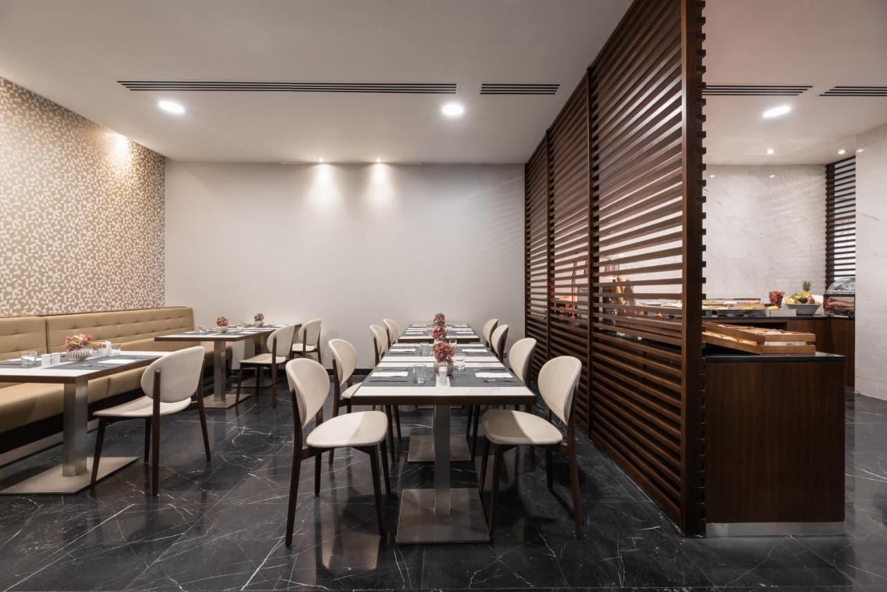 فندق يوروستارس داس ليتراس Lisboa المظهر الخارجي الصورة Interior of the restaurant