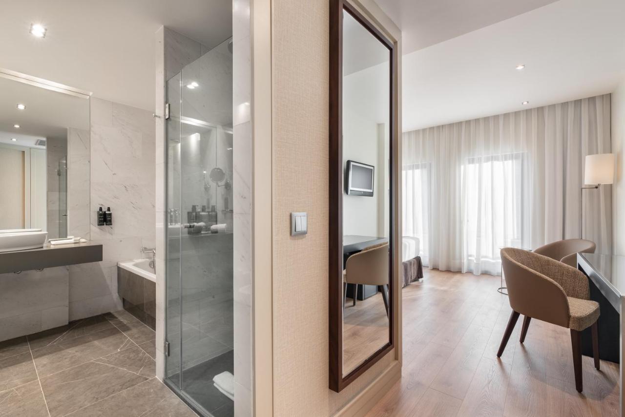 فندق يوروستارس داس ليتراس Lisboa المظهر الخارجي الصورة A room at the hotel